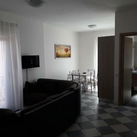 فيلا La Casa Dei Gelsi كاستل غاندولفو المظهر الخارجي الصورة